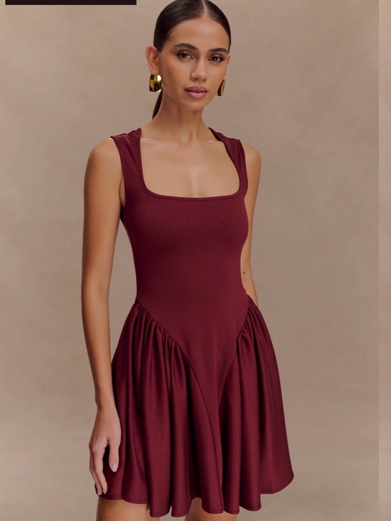 Meshki Dresses & Skirts - MESHKI Sleeveless Square-Neck Fit & Flare Dress in Burgundy - NWT